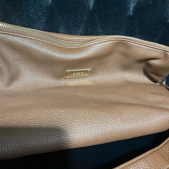 BCBG - Crossbody brown purse - Picture 2 of 5